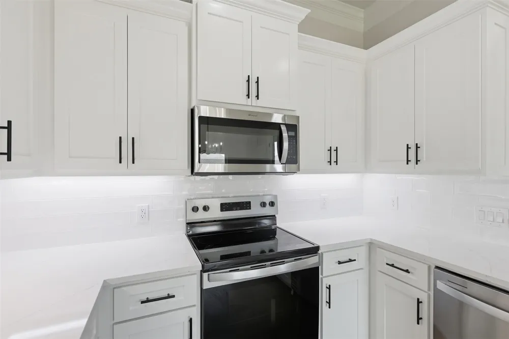 728 Raylan Street Springtown, TX 76082