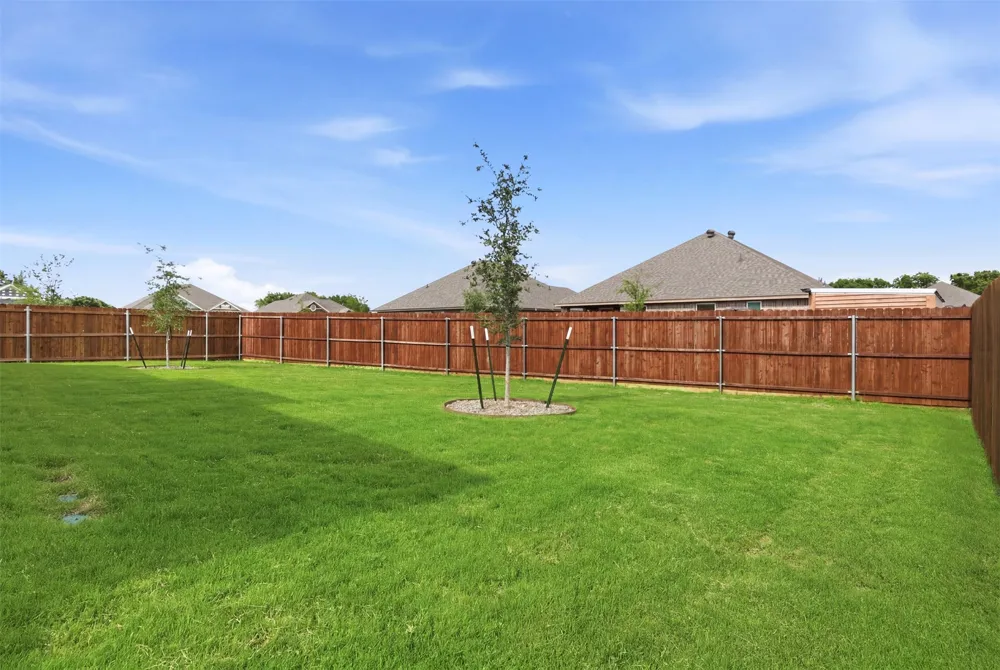 728 Raylan Street Springtown, TX 76082