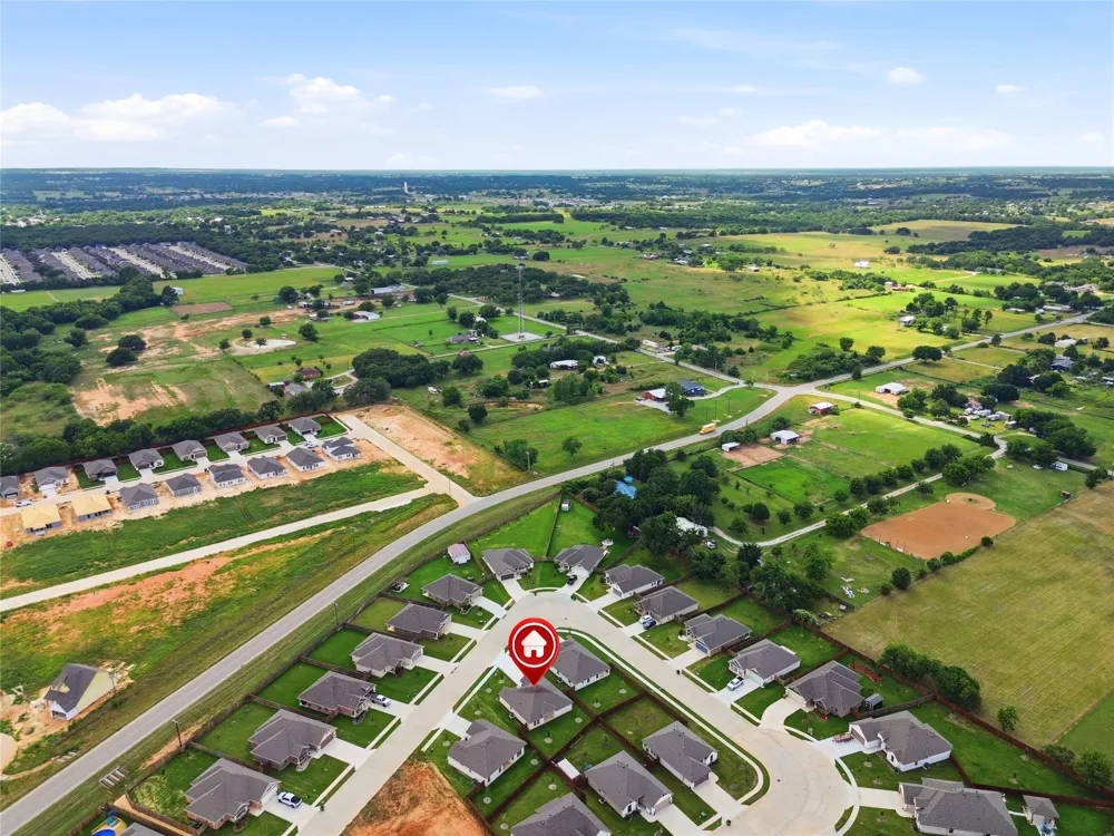 728 Raylan Street Springtown, TX 76082