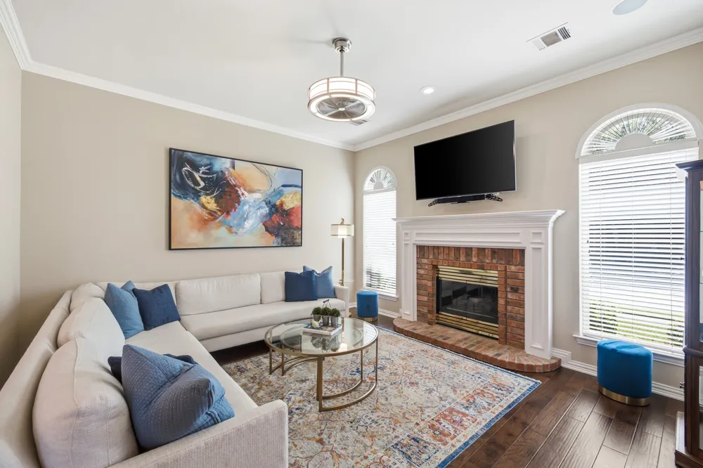 2224 Cachelle Court Bedford, TX 76021