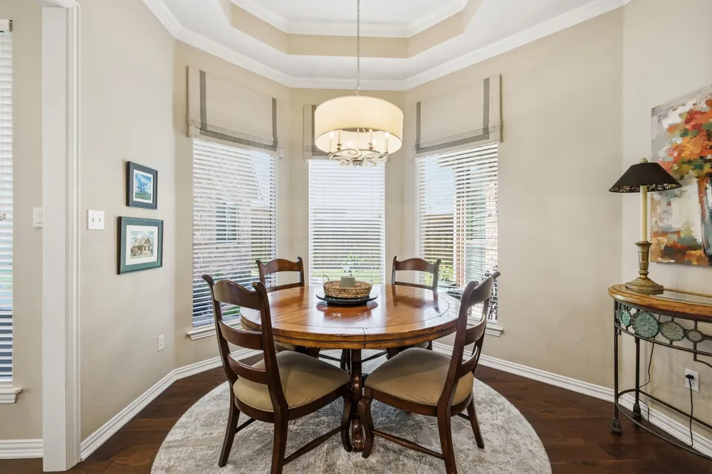 2224 Cachelle Court Bedford, TX 76021