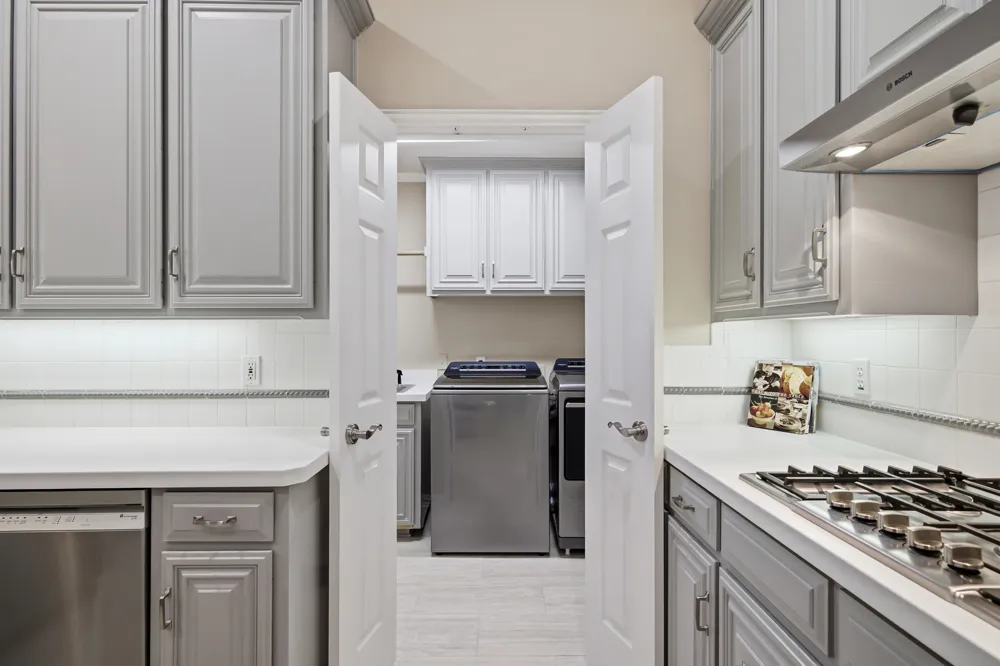 2224 Cachelle Court Bedford, TX 76021