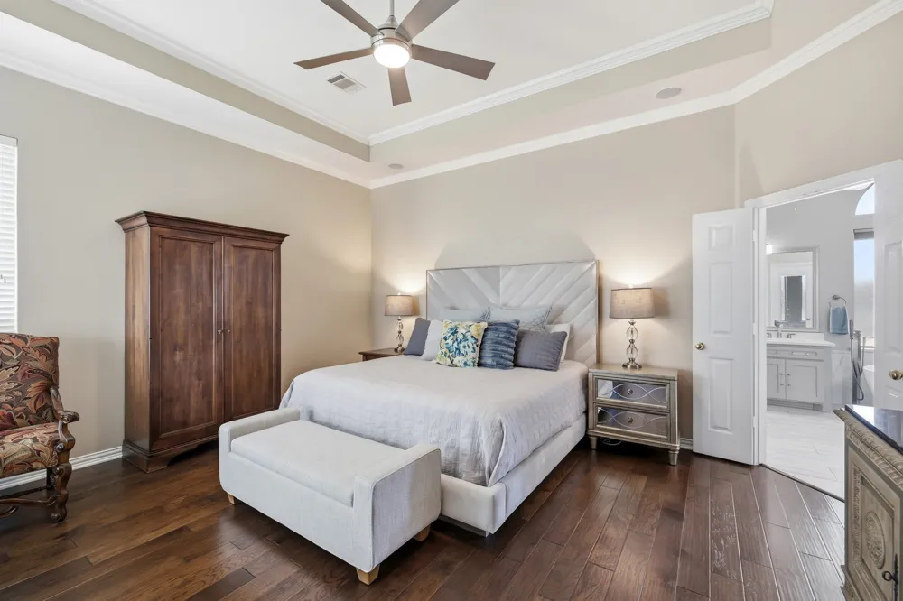 2224 Cachelle Court Bedford, TX 76021