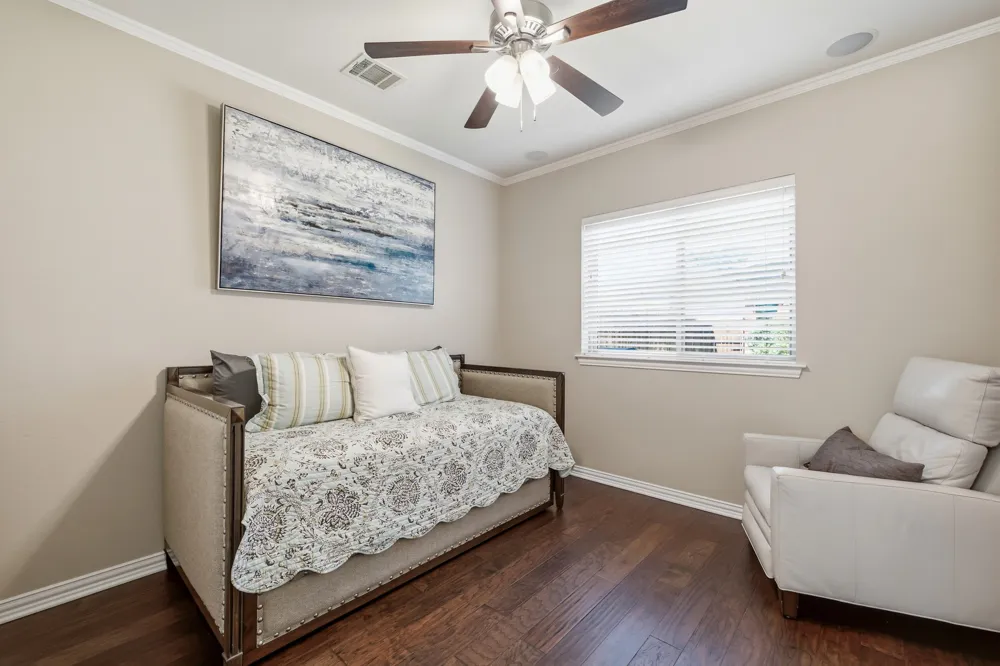 2224 Cachelle Court Bedford, TX 76021
