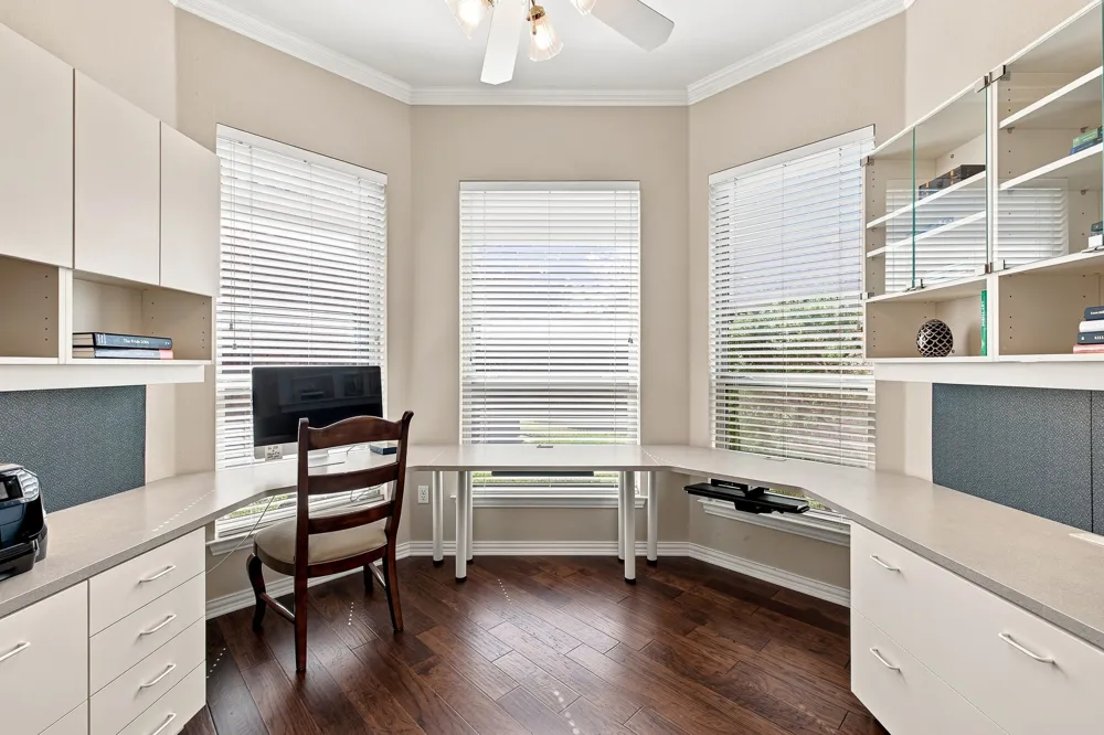2224 Cachelle Court Bedford, TX 76021