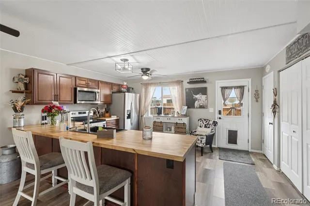 1874 Lanka Lane Colorado Springs, CO 80915