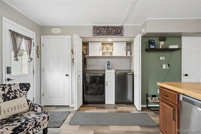 1874 Lanka Lane Colorado Springs, CO 80915