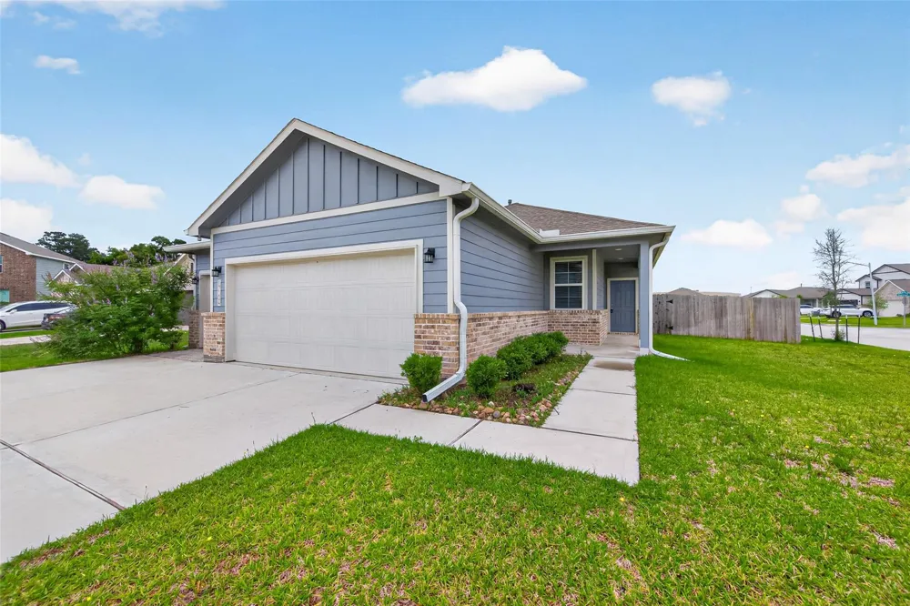 17104 Coulter Pine Court Conroe, TX 77302