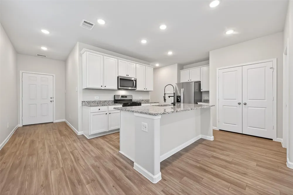 17104 Coulter Pine Court Conroe, TX 77302