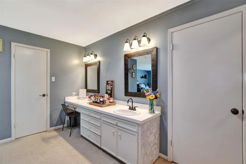 925 Standley Road Madisonville, TX 77864