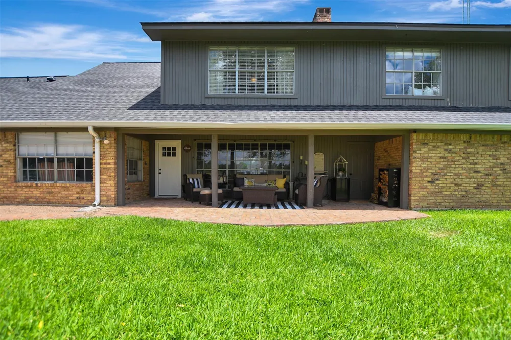 925 Standley Road Madisonville, TX 77864