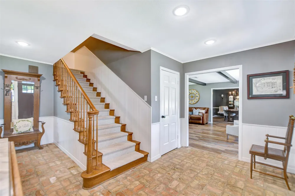 925 Standley Road Madisonville, TX 77864