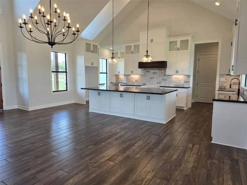 370 Spring Creek Road Brenham, TX 77833