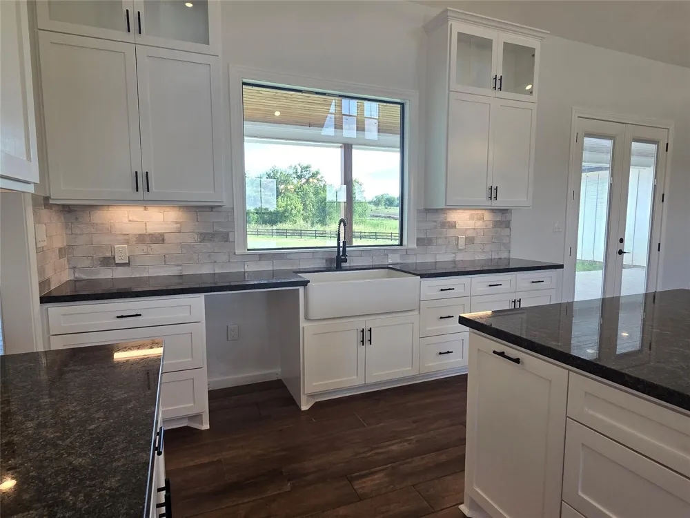 370 Spring Creek Road Brenham, TX 77833