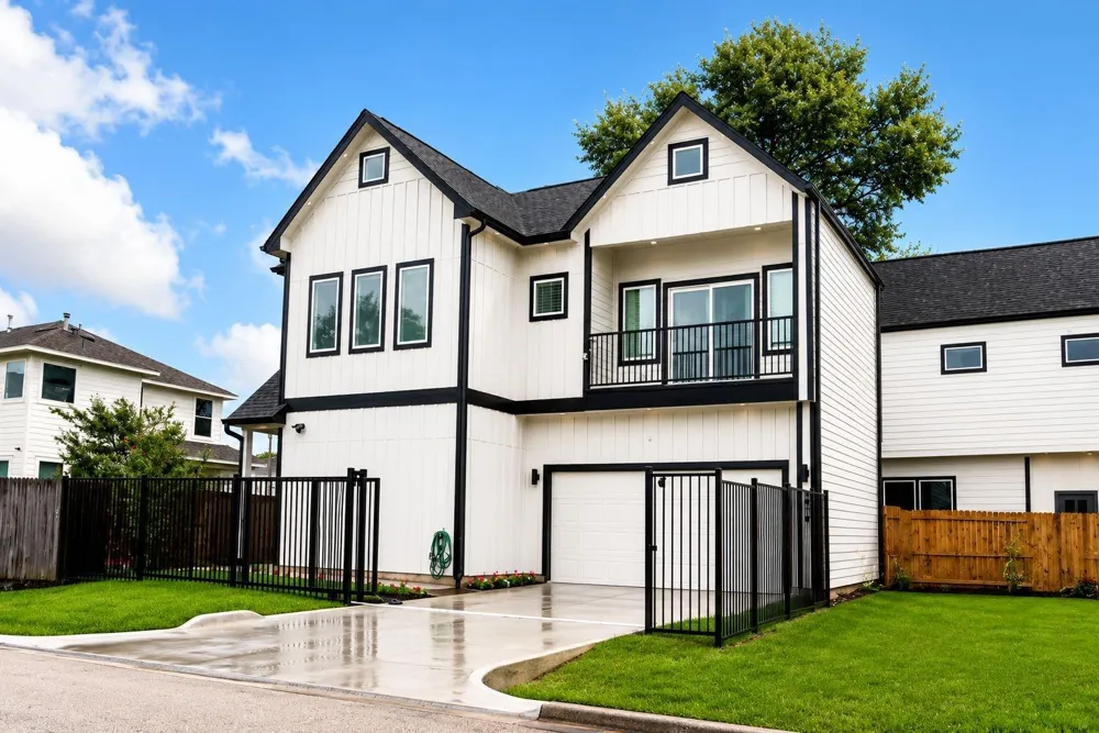 4618 Ward Street Houston, TX 77021