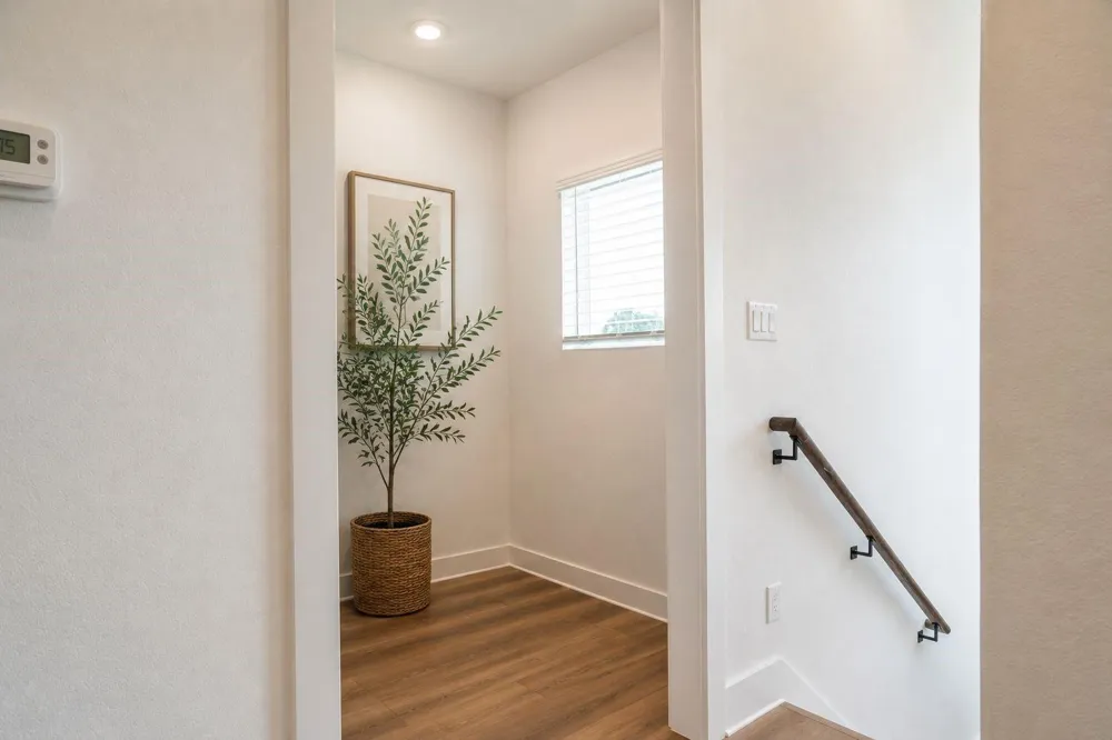 4618 Ward Street Houston, TX 77021