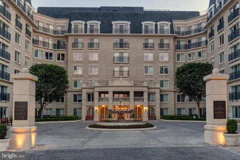 5 PARK PLACE #624