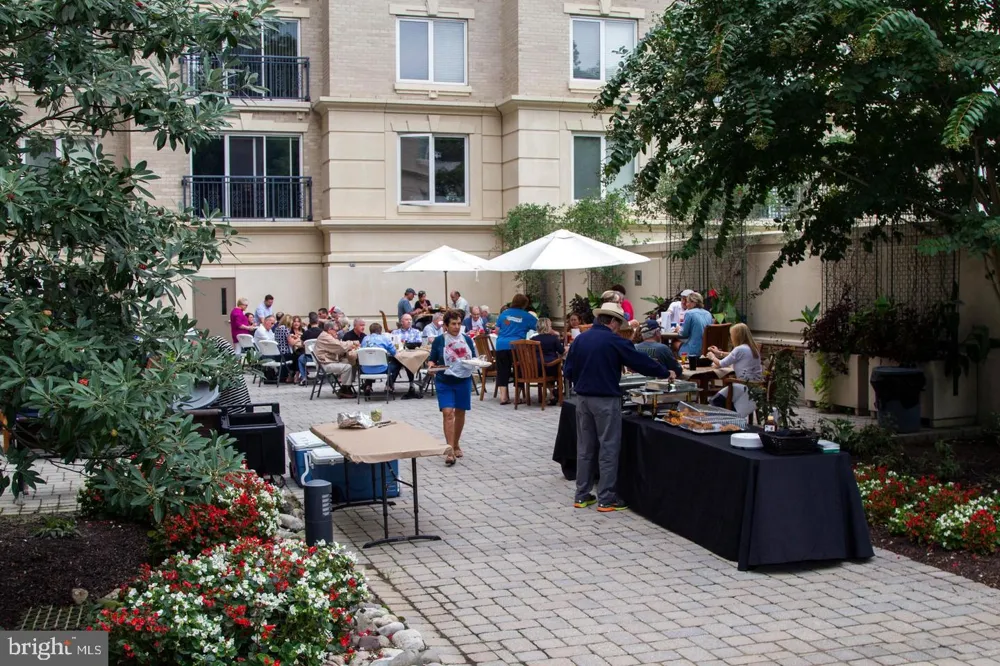 5 PARK PLACE #624 Annapolis, MD 21401