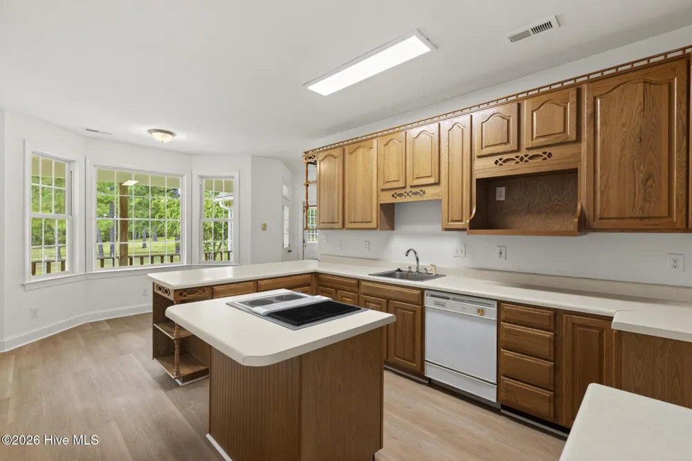 162 Griffith Road Hampstead, NC 28443