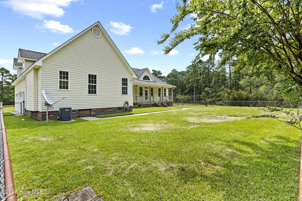 162 Griffith Road Hampstead, NC 28443
