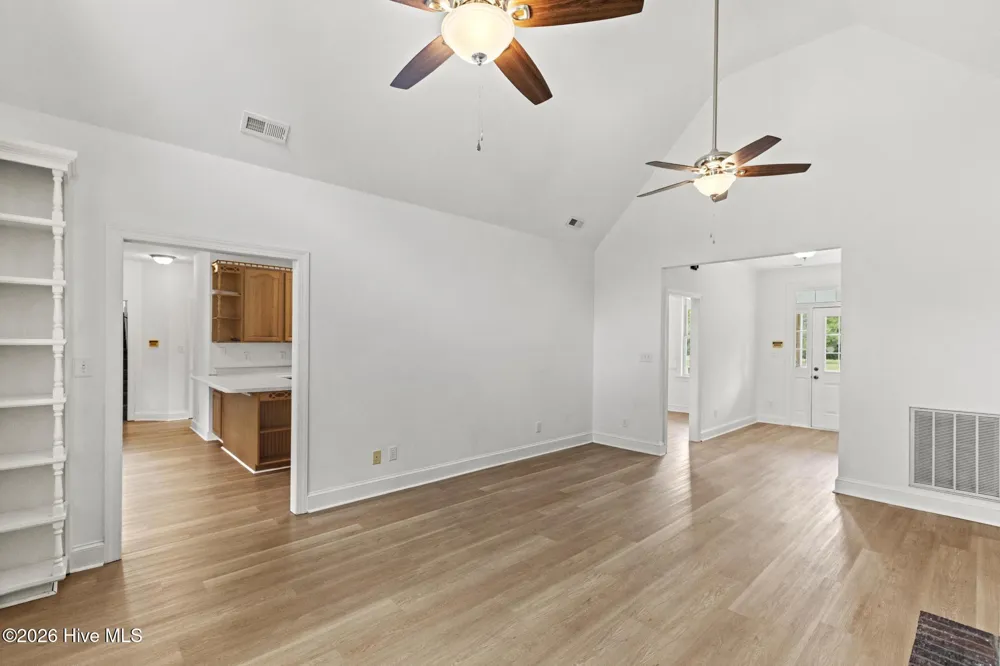 162 Griffith Road Hampstead, NC 28443