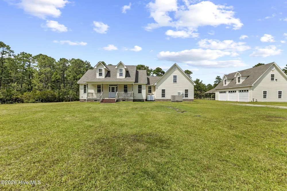 162 Griffith Road Hampstead, NC 28443