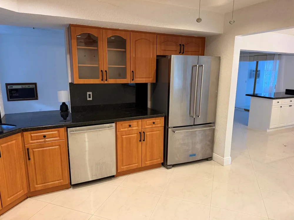 5501 MONROE STREET Hollywood, FL 33021