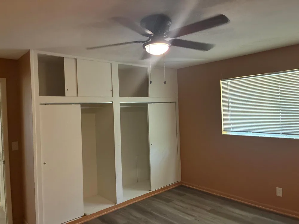517 Silver Beach Road Lake Park, FL 33403