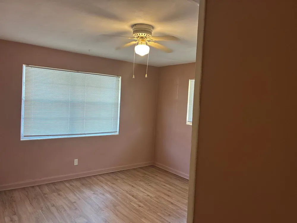 517 Silver Beach Road Lake Park, FL 33403