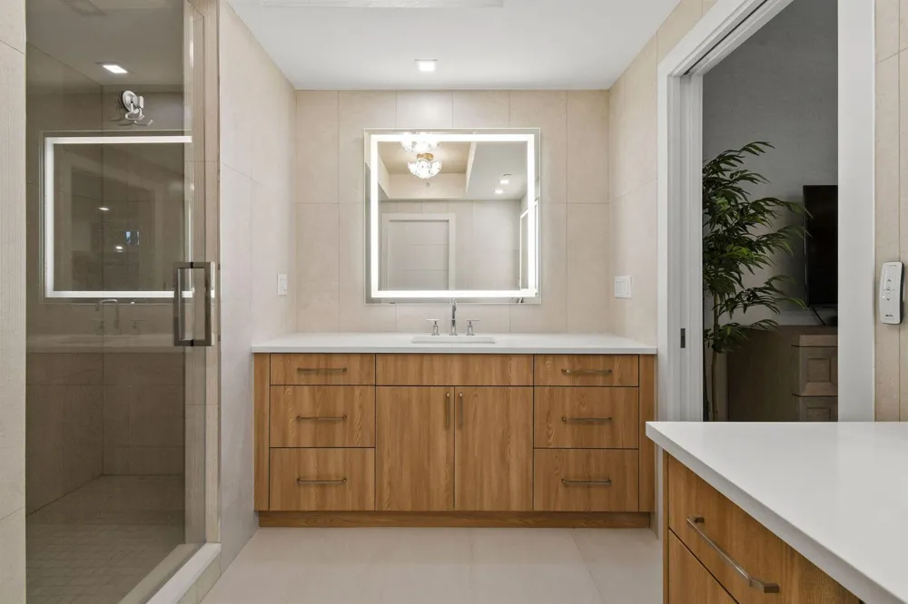 1 S COASTAL WAY #202 Jupiter, FL 33477