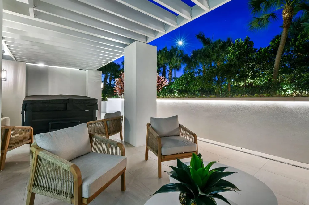 1 S COASTAL WAY #202 Jupiter, FL 33477