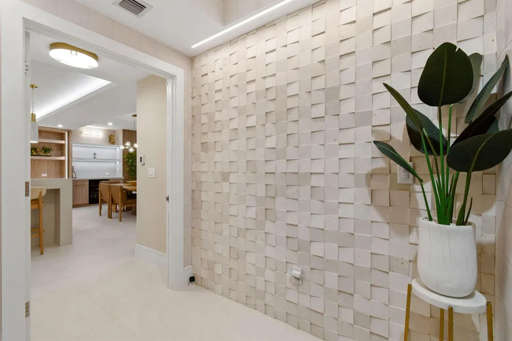 1 S COASTAL WAY #202 Jupiter, FL 33477