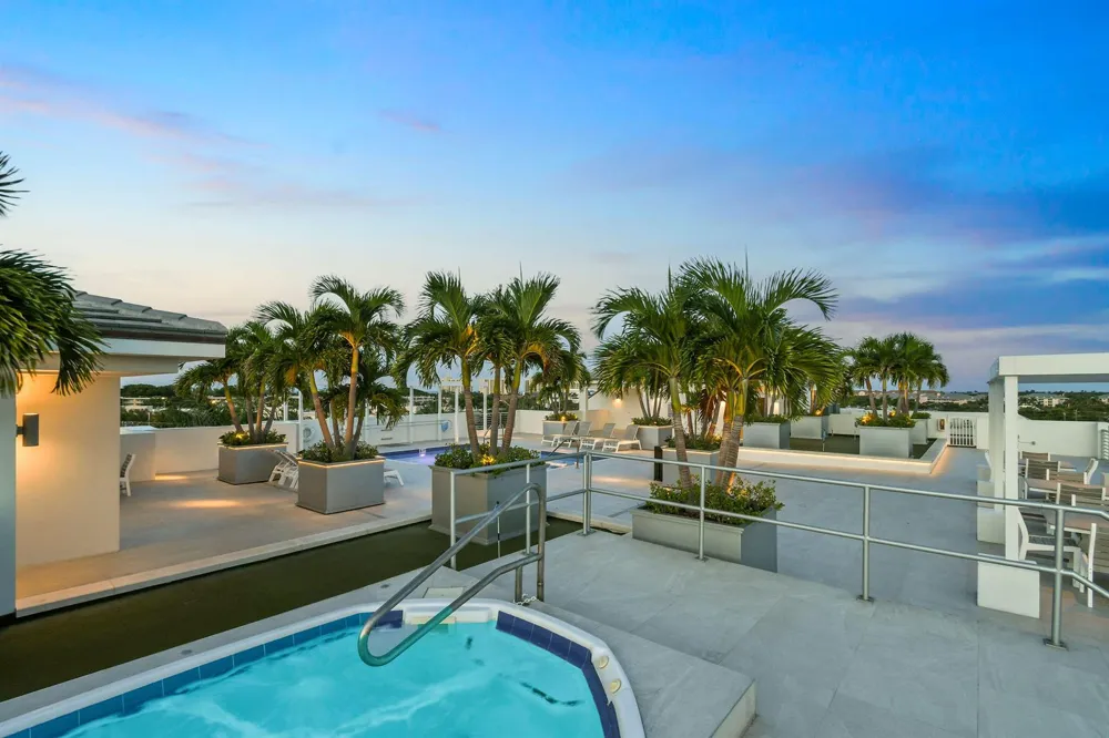 1 S COASTAL WAY #202 Jupiter, FL 33477