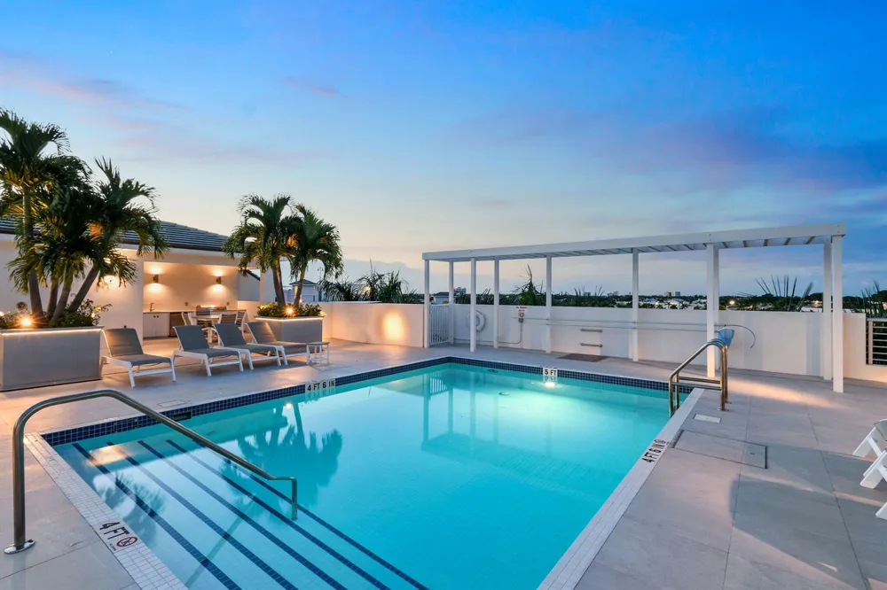 1 S COASTAL WAY #202 Jupiter, FL 33477