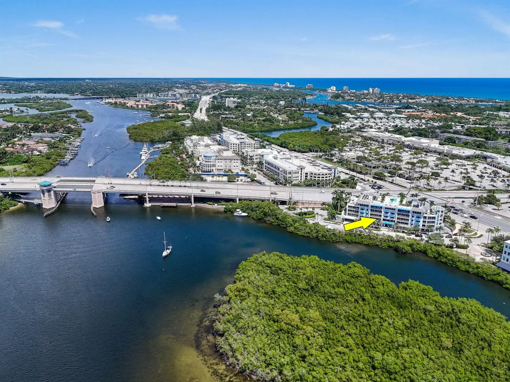 1 S COASTAL WAY #202 Jupiter, FL 33477