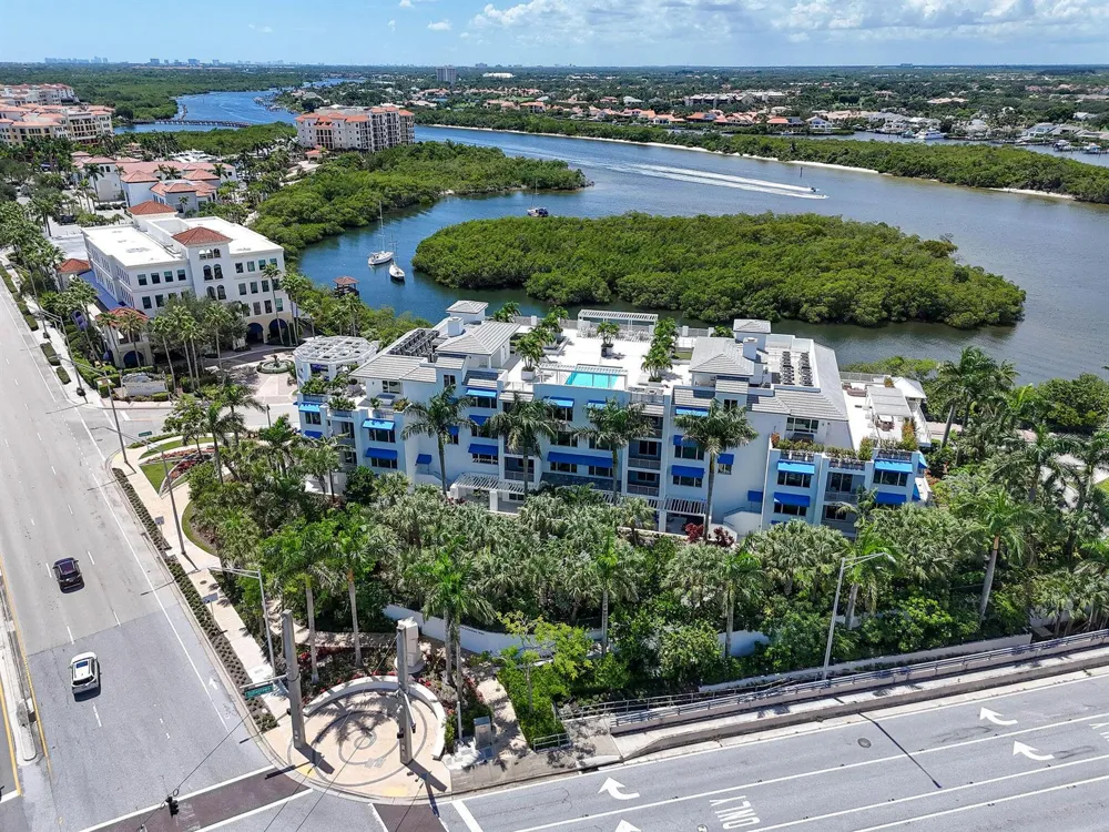 1 S COASTAL WAY #202 Jupiter, FL 33477
