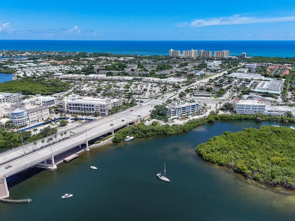 1 S COASTAL WAY #202 Jupiter, FL 33477