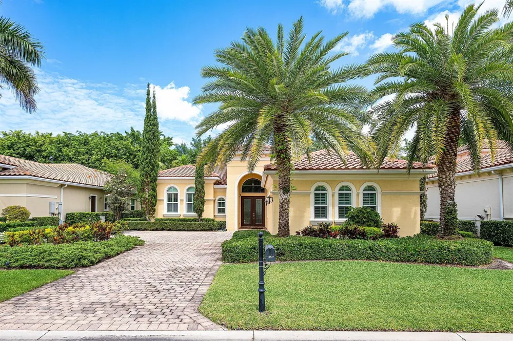 12121 Sunnydale Drive Wellington, FL 33414
