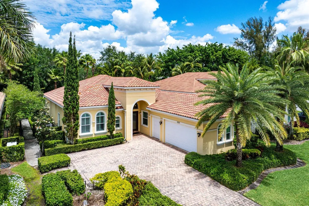 12121 Sunnydale Drive Wellington, FL 33414