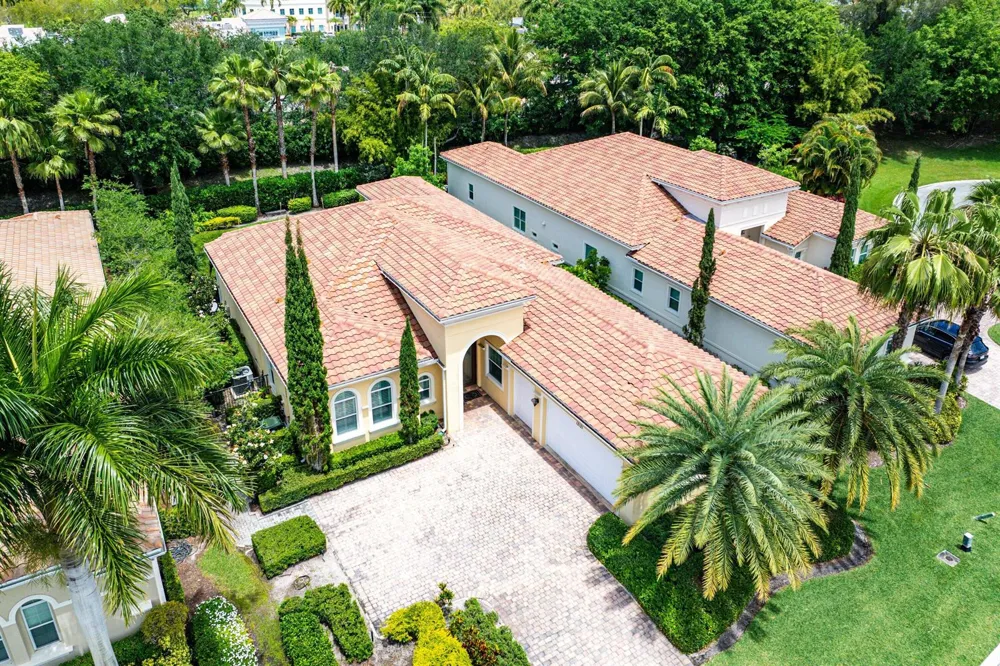 12121 Sunnydale Drive Wellington, FL 33414