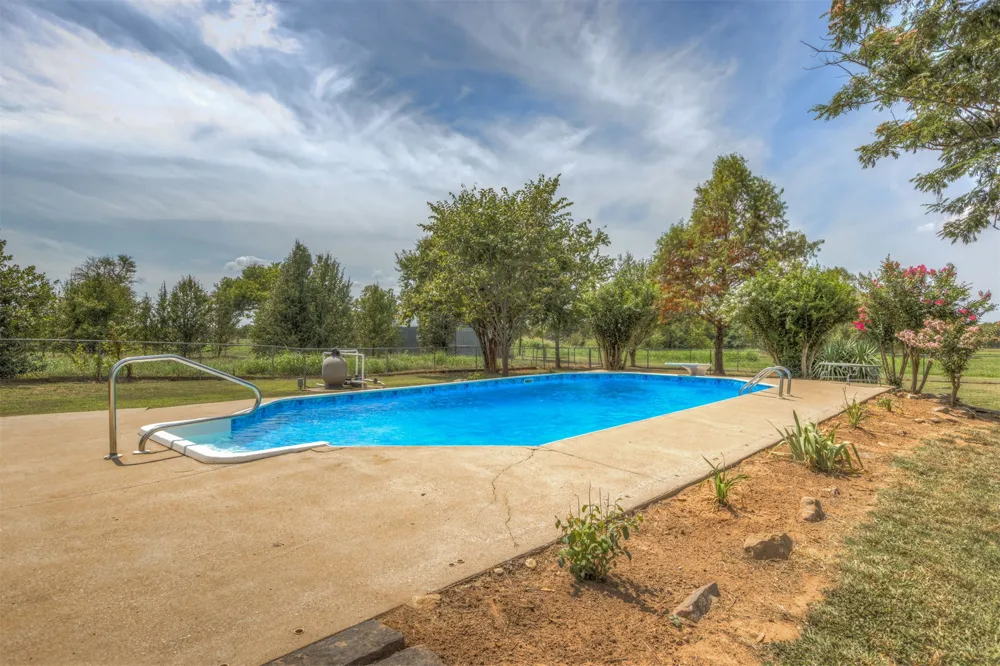 19923 W 80th Street Haskell, OK 74436