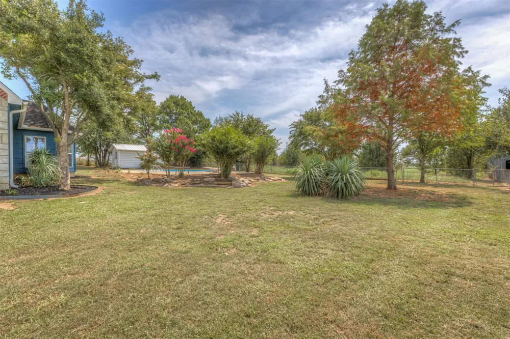 19923 W 80th Street Haskell, OK 74436