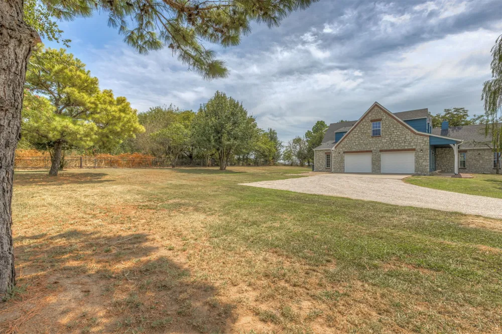 19923 W 80th Street Haskell, OK 74436