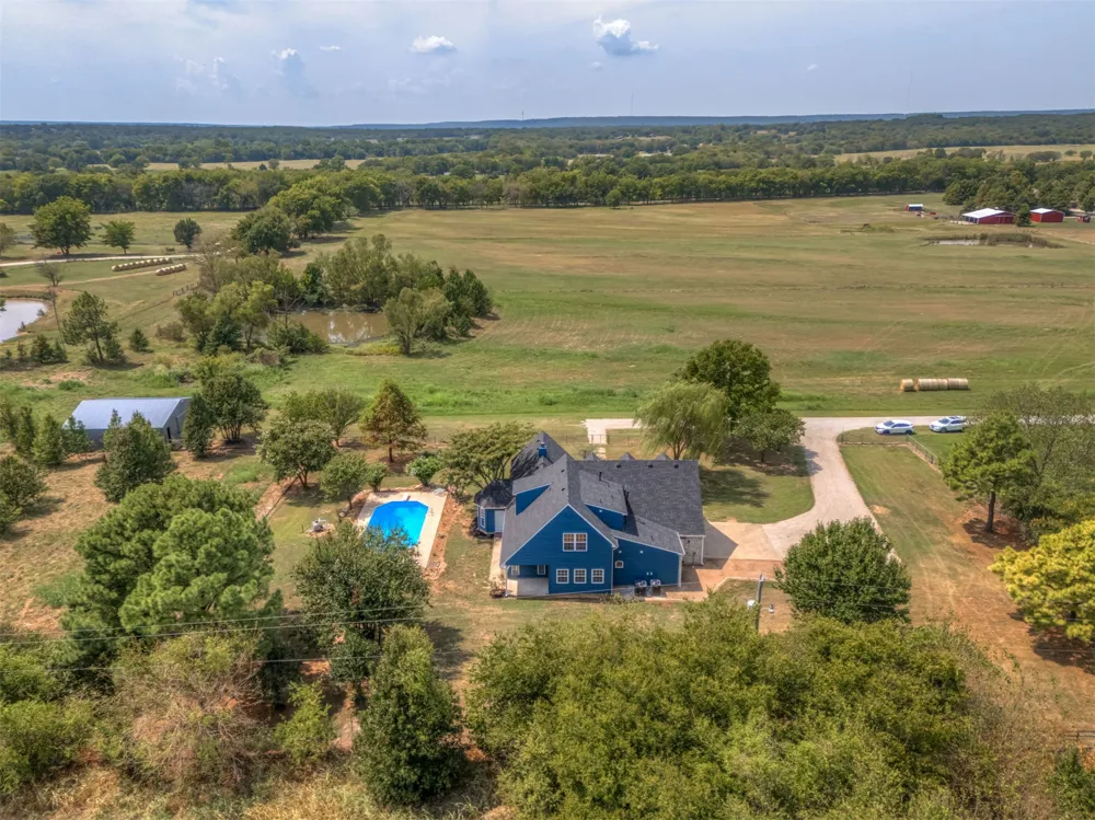 19923 W 80th Street Haskell, OK 74436
