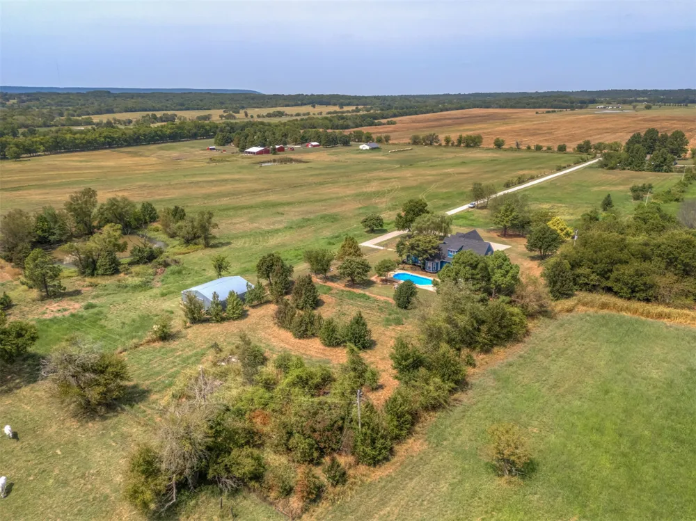 19923 W 80th Street Haskell, OK 74436