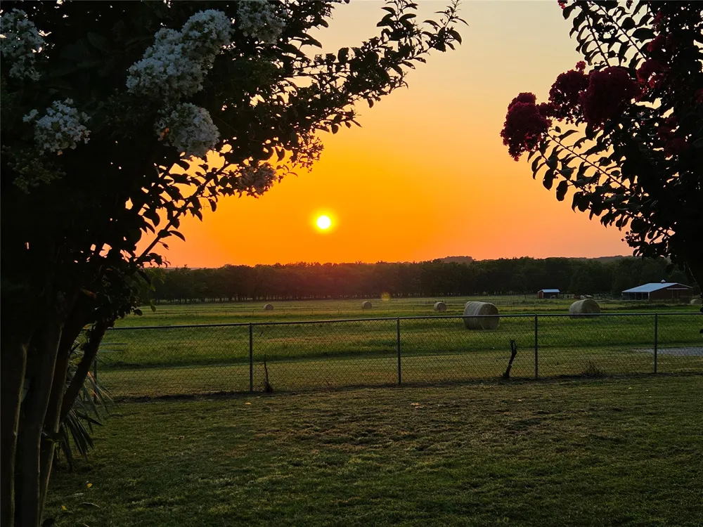 19923 W 80th Street Haskell, OK 74436