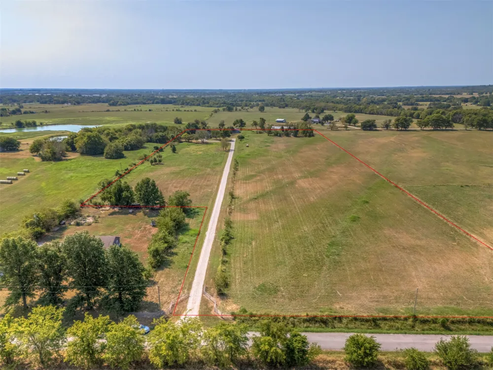 19923 W 80th Street Haskell, OK 74436