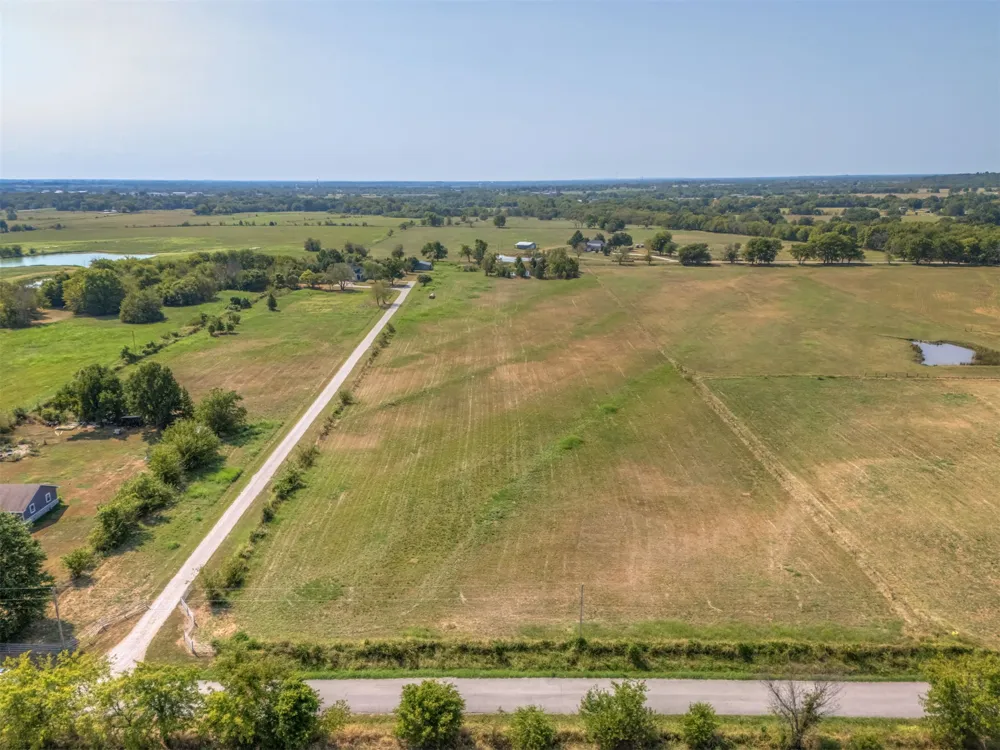 19923 W 80th Street Haskell, OK 74436