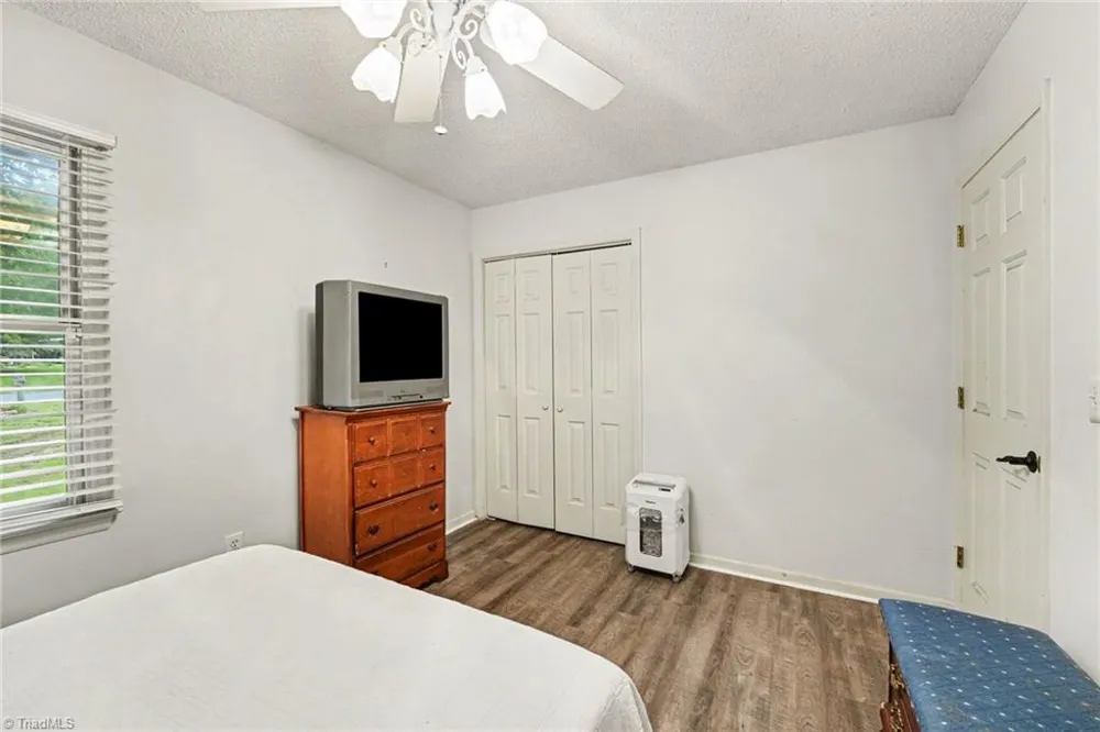 1848 Woodglo Drive Asheboro, NC 27205