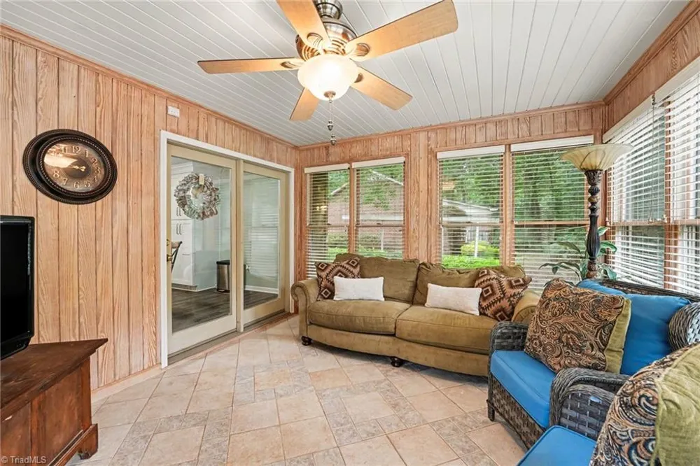 1848 Woodglo Drive Asheboro, NC 27205